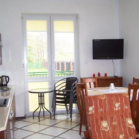 Eu Apartment *