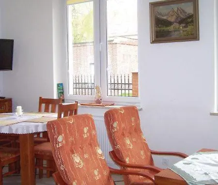 Eu Apartment